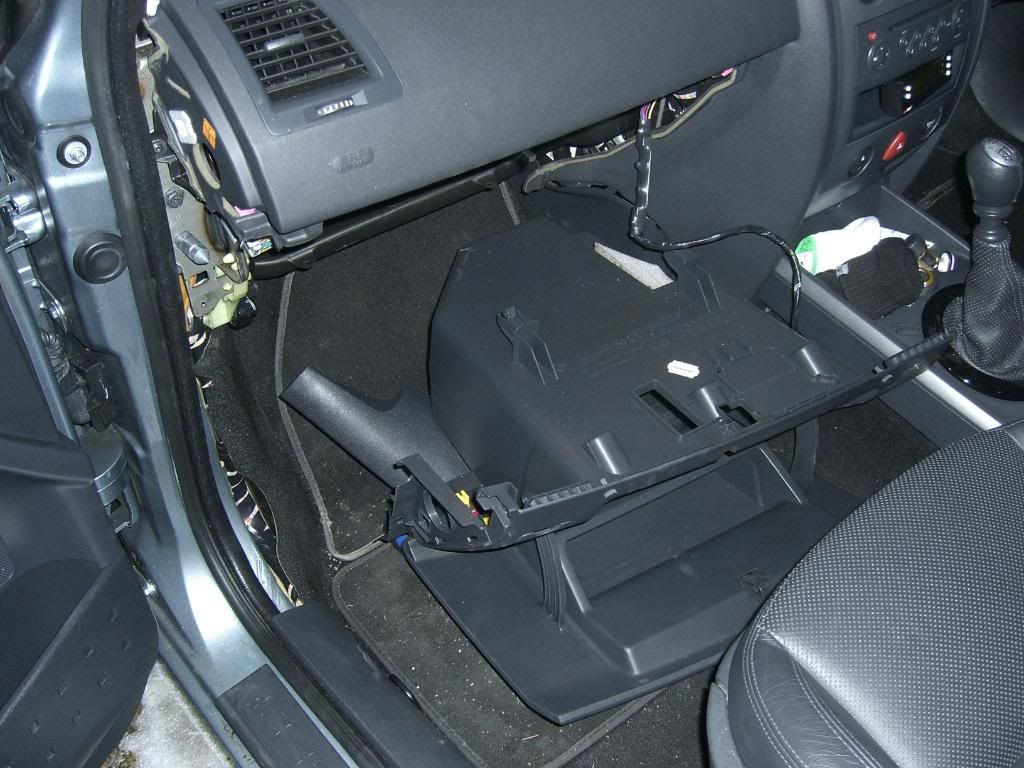 Glove Box Removal Guide Megane Sport Forum
